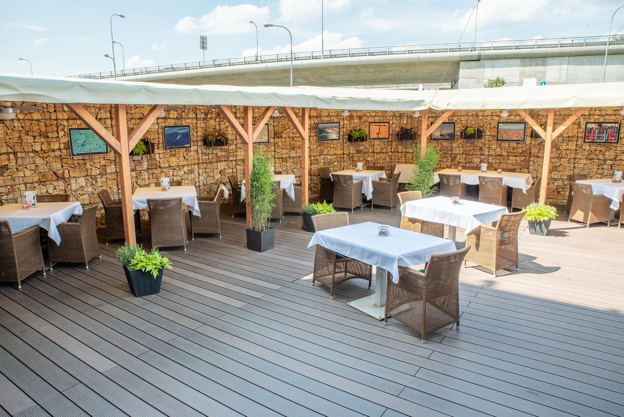 Restaurant&Design Hotel Noem Arch Brünn Exterior foto